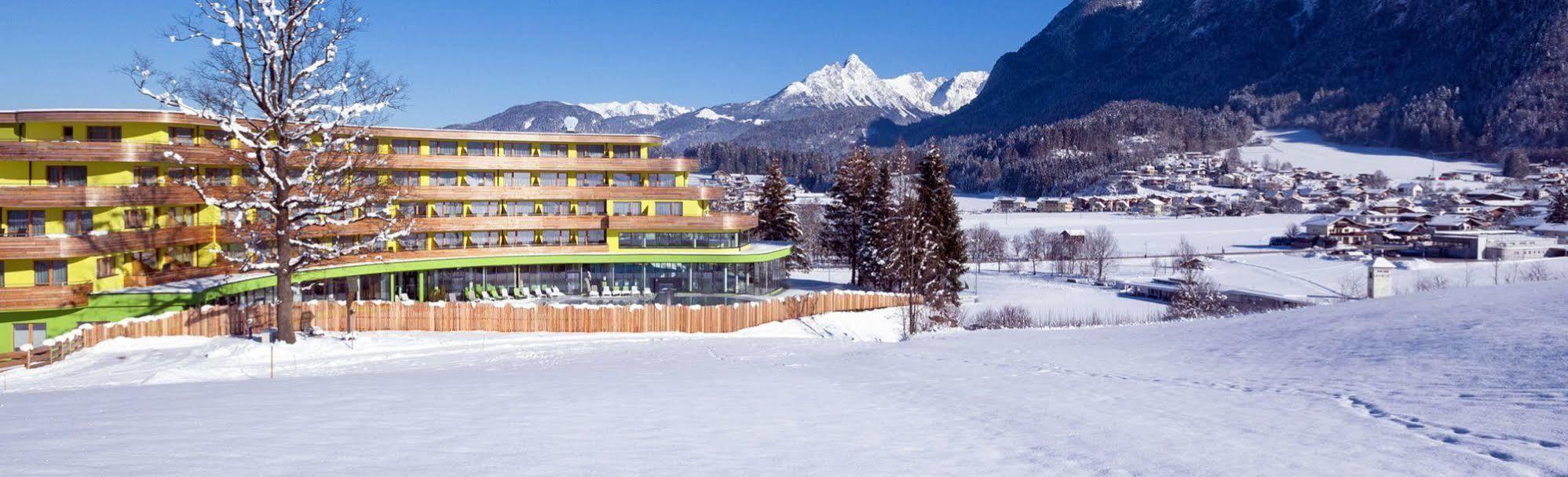 Sieben - Adults Only 4*